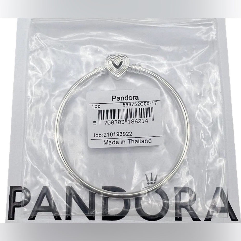 PANDORA Radiating Heart Clasp Bangle Bracelet Sterling Silver 6.7”/17cm~Gift Box - Picture 9 of 9